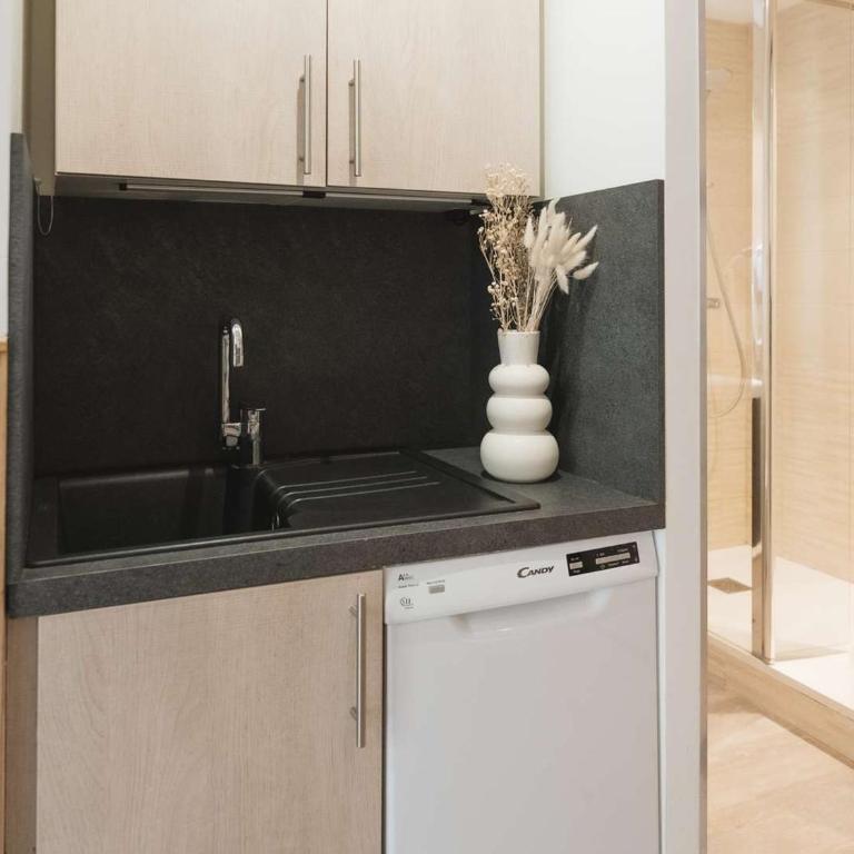 Apt cosy 4 pers, 2 ch, rénové, départ ski aux pieds - FR-1-545-12 - Appartement (4 Adultes) - 5