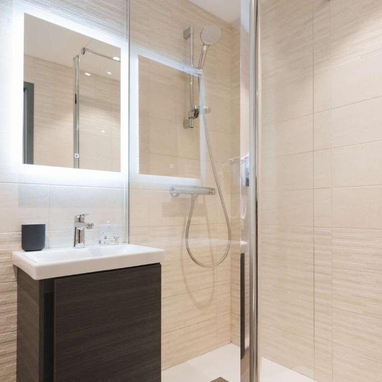 Apt cosy 4 pers, 2 ch, rénové, départ ski aux pieds - FR-1-545-12 - Appartement (4 Adultes) - 6
