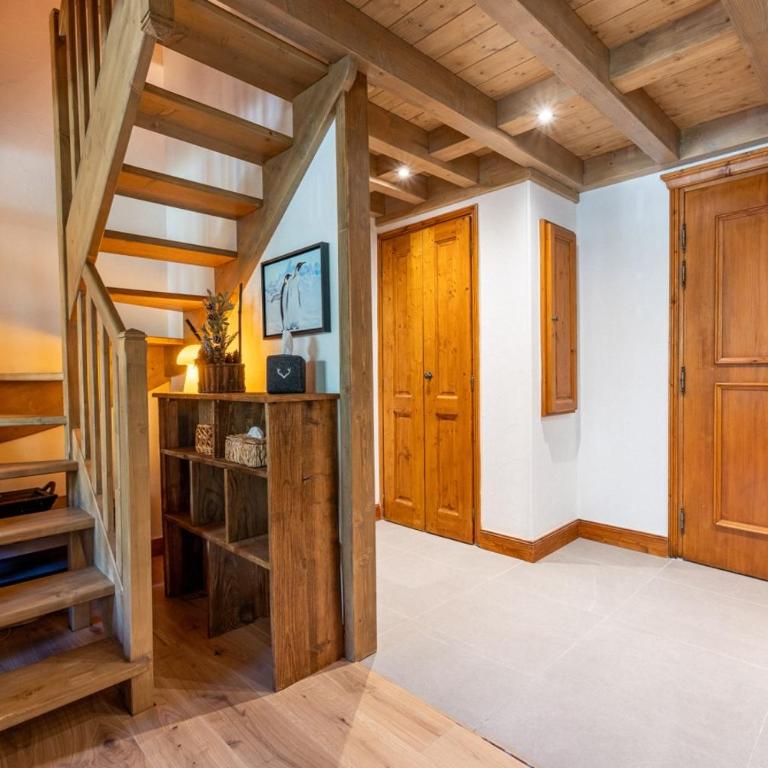 Beautifully Renovated 3 Bedroom Apartment - Arc 1950 - Apartamento de 3 dormitorios - 7