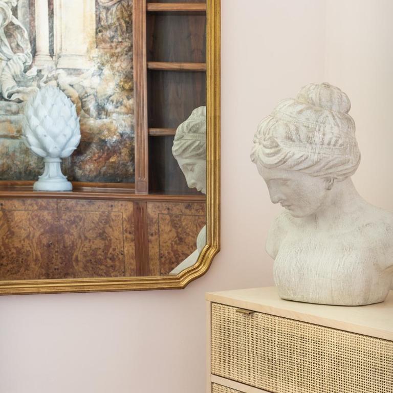 Artisti Nest - 500 m from Piazza di Spagna - Appartamento con 2 Camere da Letto - 35