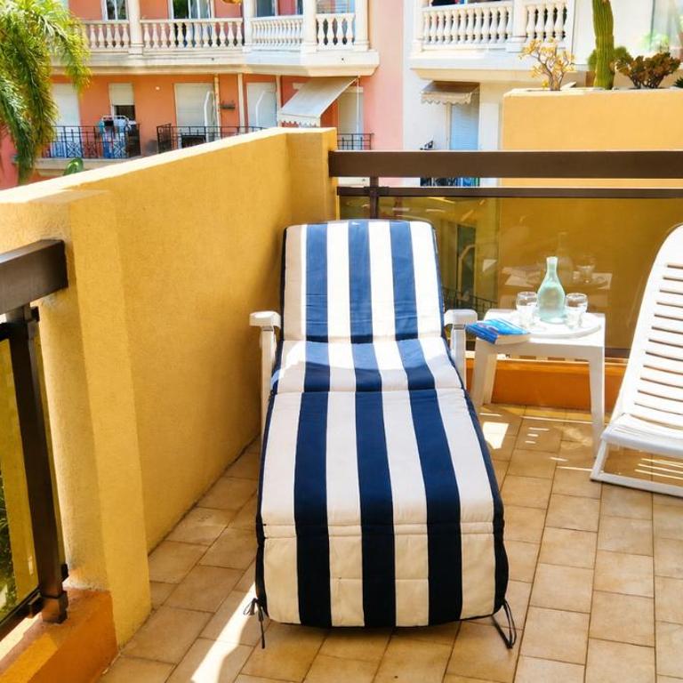 Appartement VUE MER Exceptionnelle PARKING Privé Menton Centre CLIM mobile - Appartamento con 1 Camera da Letto - 5