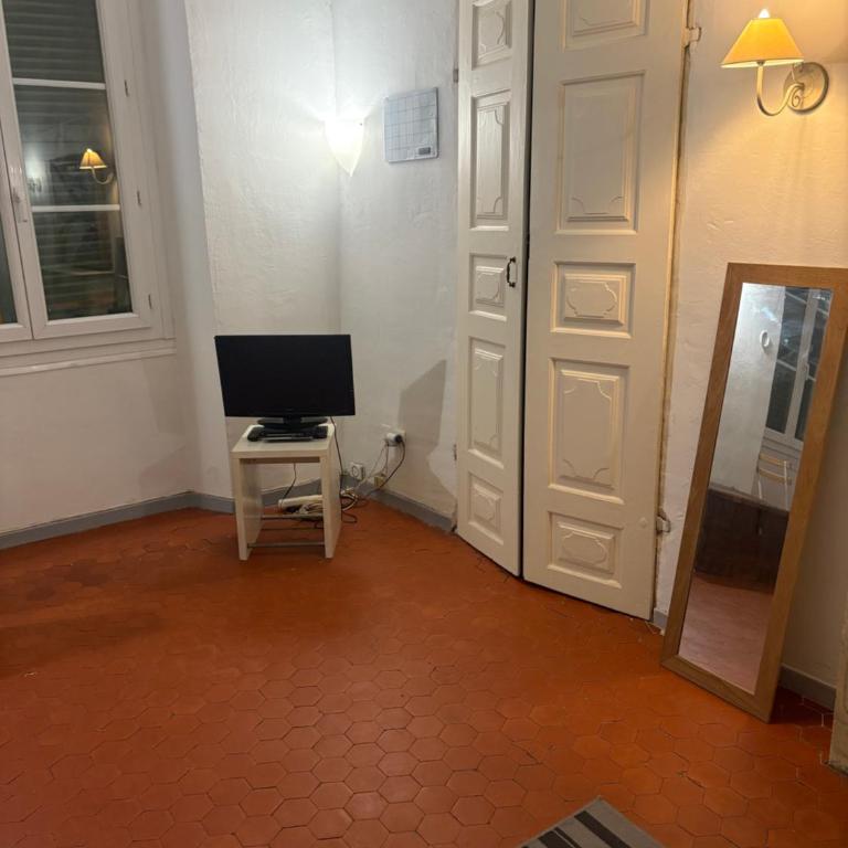 Un charmant cocon au cœur du Vieux-Nice - Appartement 1 Chambre - 4