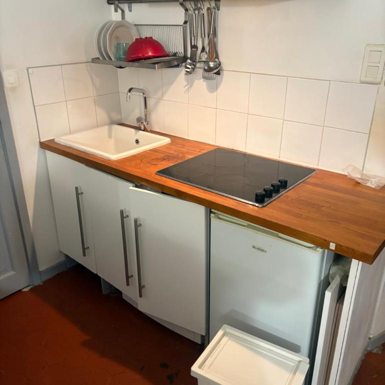 Un charmant cocon au cœur du Vieux-Nice - Appartement 1 Chambre - 6