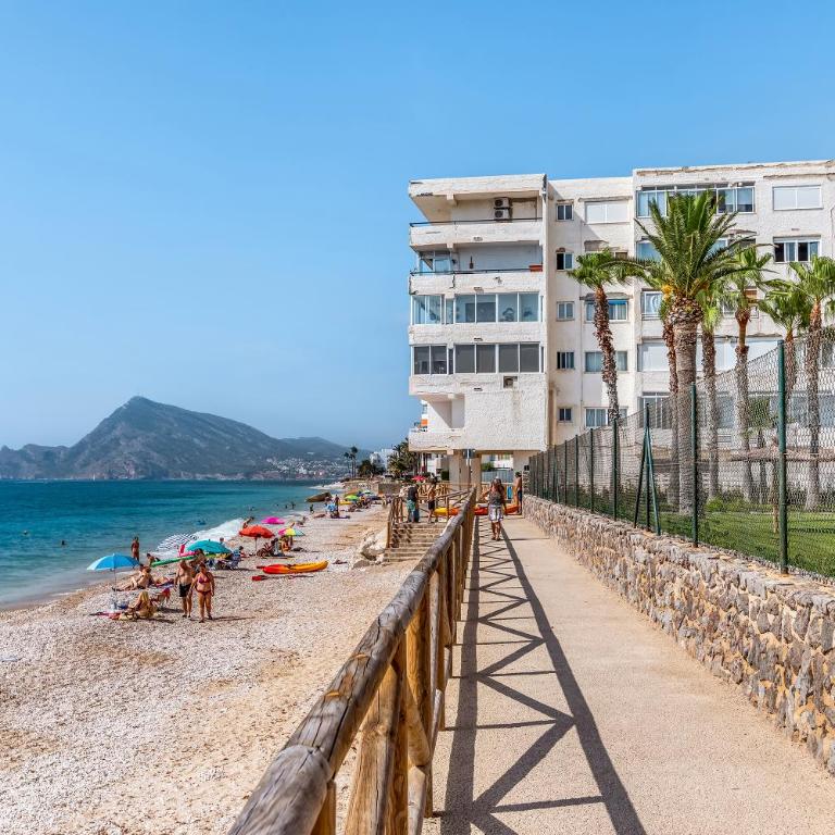 Costa Bella front beach apartment - by Welcomely - Apartamento de 2 dormitorios - 20