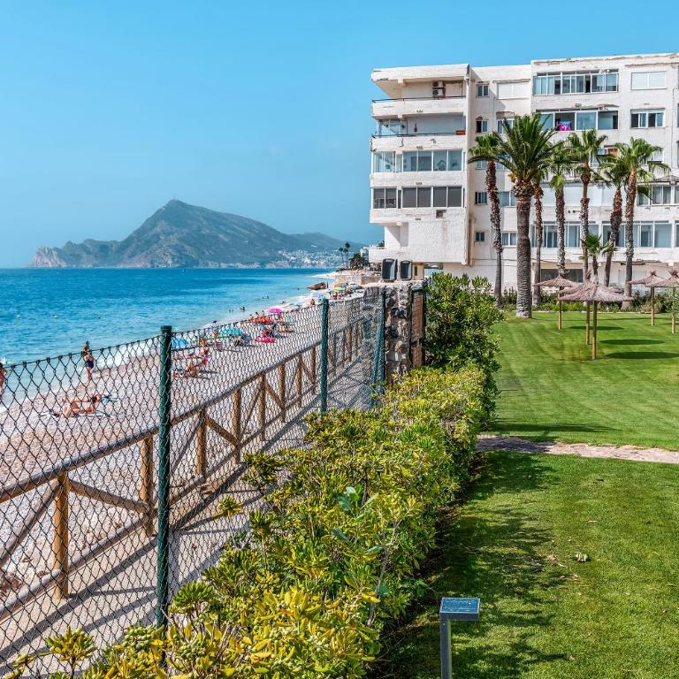 Costa Bella front beach apartment - by Welcomely - Apartamento de 2 dormitorios - 21