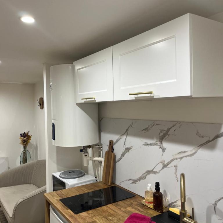 Le Nid d'Isadora - Studio Cosy avec terrasse - One-Bedroom Apartment - 7