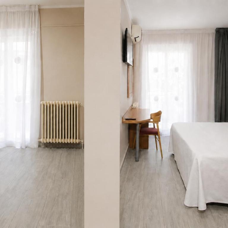 Hotel Maria del Mar - Standard Family Room - 1