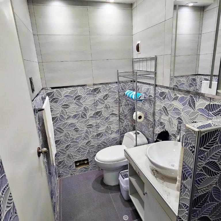 Casa Pacheco 2 - Modern 2BR 1 BA, Walk to Castle and Beach, Secure Parking Included - Two-Bedroom House - 28