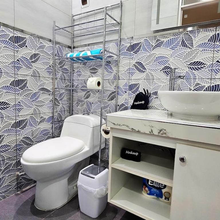 Casa Pacheco 2 - Modern 2BR 1 BA, Walk to Castle and Beach, Secure Parking Included - Two-Bedroom House - 29