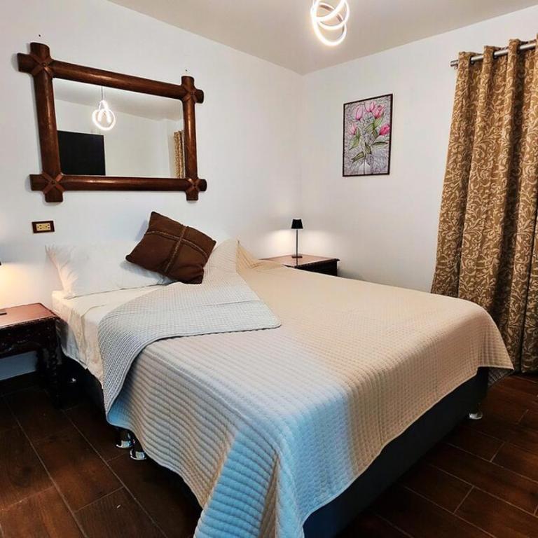 Casa Pacheco 2 - Modern 2BR 1 BA, Walk to Castle and Beach, Secure Parking Included - Two-Bedroom House - 32