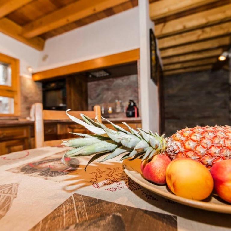 Chalet Cosy Près des Pistes à Val d'Isère - Chalet - 7