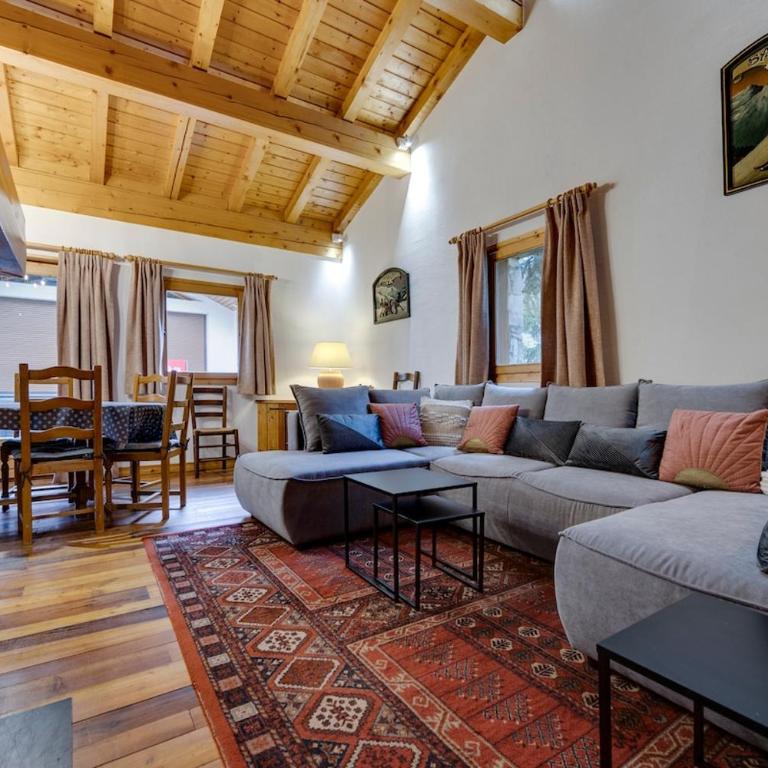 Chalet Cosy Près des Pistes à Val d'Isère - Chalet - 12