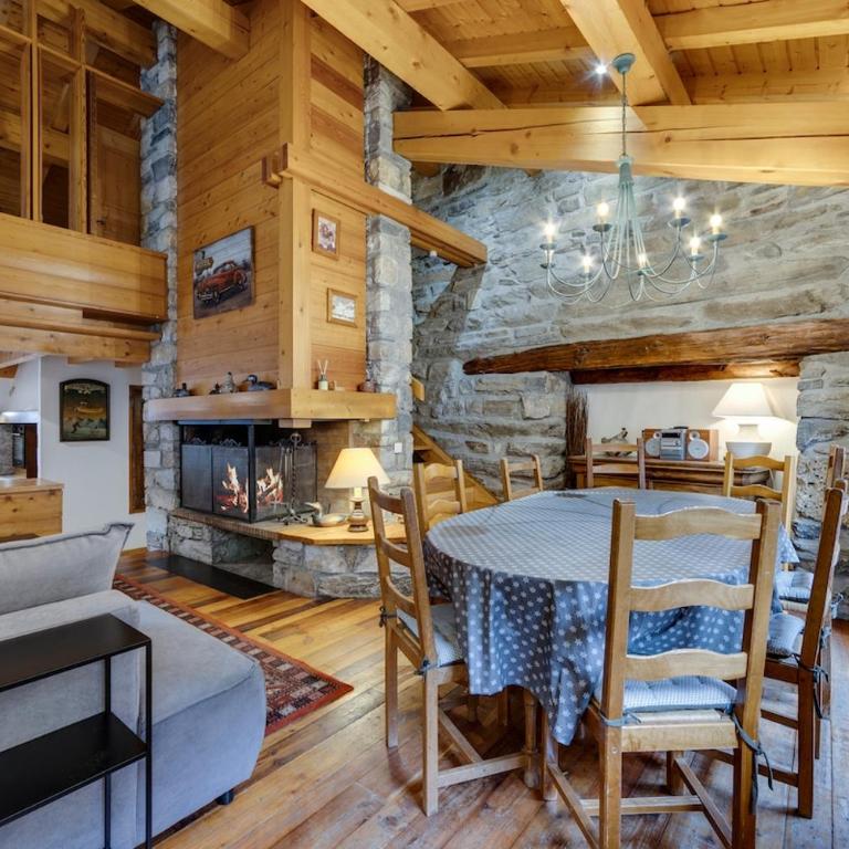Chalet Cosy Près des Pistes à Val d'Isère - Chalet - 17