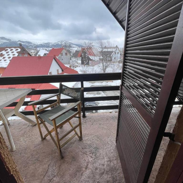 Balkan Vibe Apartments - Apartman u Potkrovlju sa 2 Spavaće Sobe - 5