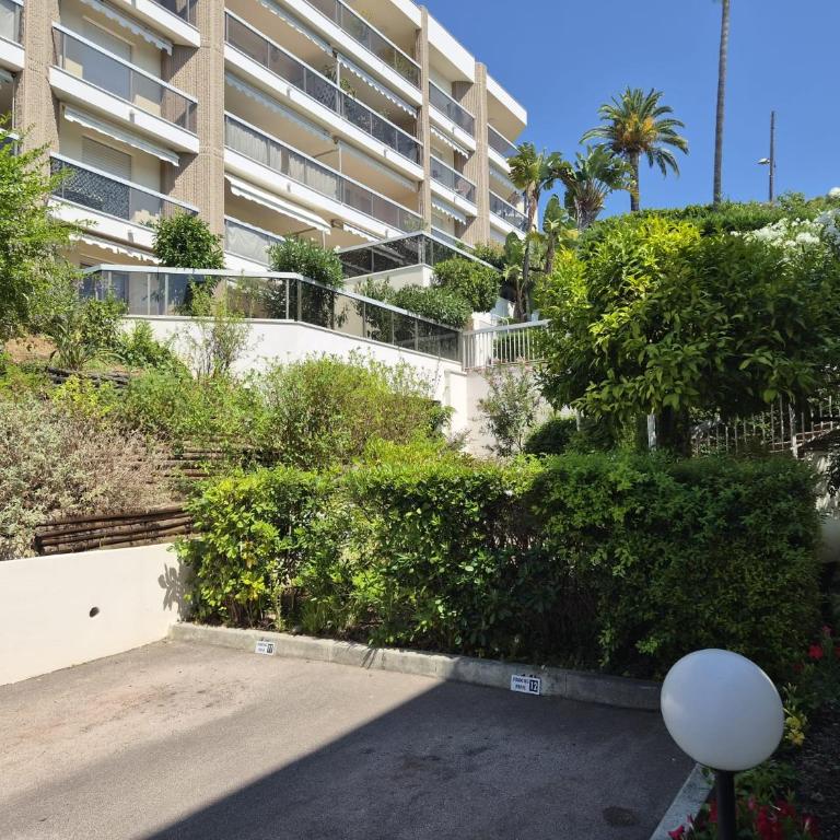 Superbe Appartement Luxueux Mont-Boron - Appartement 1 Chambre - 52
