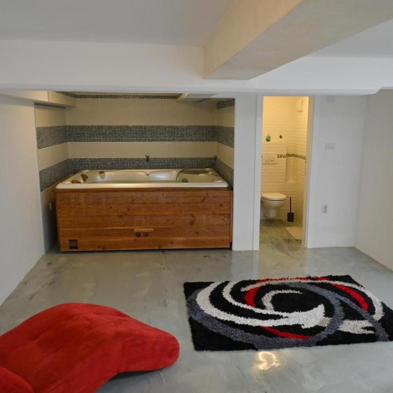 Luxury Duplex with Private Jacuzzi Free Parking - Maisonette-Apartment - 5