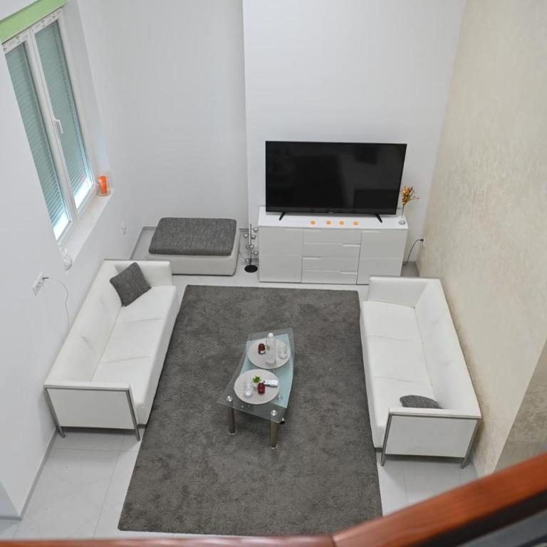 Luxury Duplex with Private Jacuzzi Free Parking - Maisonette-Apartment - 6