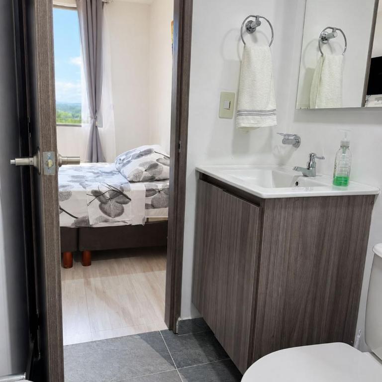 Apartamento Moderno con Piscina Descanso y Naturaleza en Girardot - Apartamento - 13
