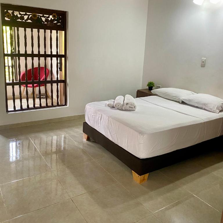 Apartamento Amplio con Excelente Ubicación en Laureles - Apartamento de 2 dormitorios - 14