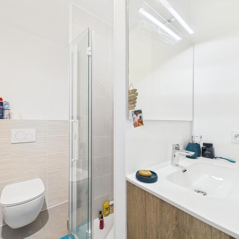 Modern and well-equipped 2-bedroom apartment, beautiful view - Appartement 2 Chambres avec Terrasse - 4