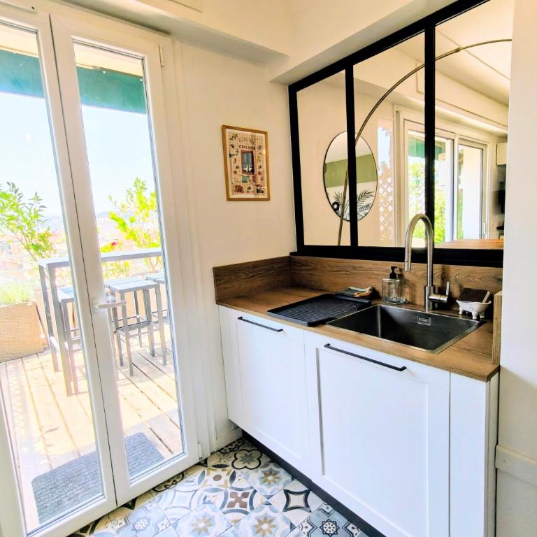 Sun Deck Terrace - Port of Nice with view and air conditioning - Appartement 2 Chambres - 17