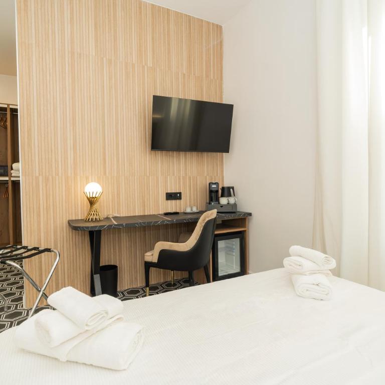 Lumea Suites Santa Lucia - Camera Quadrupla Premium - 13