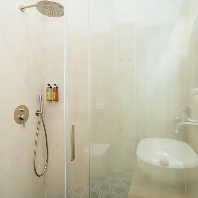Lumea Suites Santa Lucia - Camera King con Vasca Idromassaggio - 20