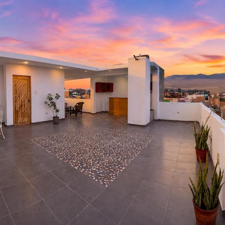 Penthouse Pacheco - 3BR, 5BA with Private Rooftop Terrace with Panoramic City Views - Apartment - 48