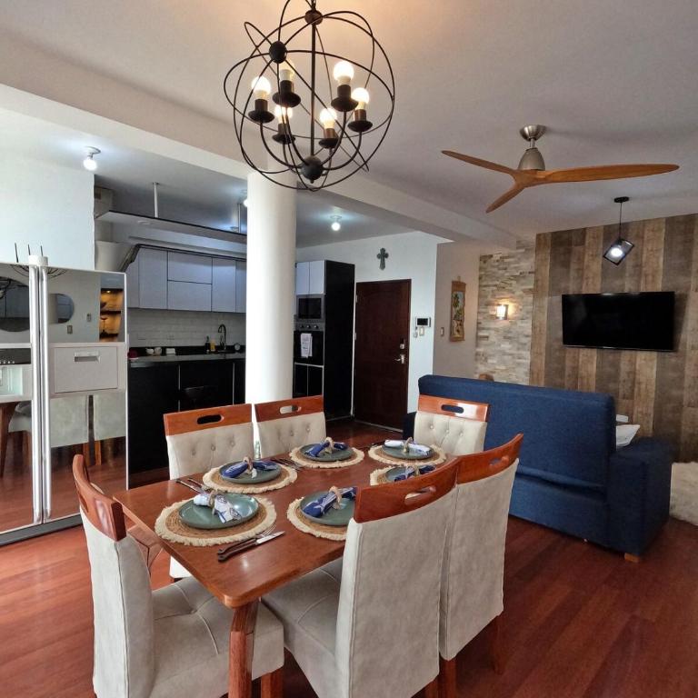 Penthouse Pacheco - 3BR, 5BA with Private Rooftop Terrace with Panoramic City Views - Apartment - 55