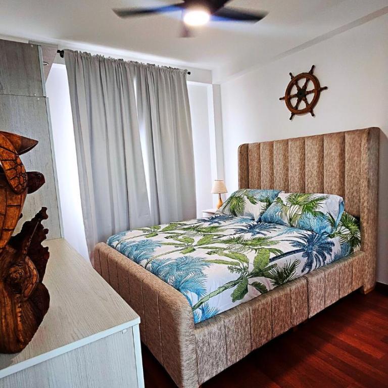 Penthouse Pacheco - 3BR, 5BA with Private Rooftop Terrace with Panoramic City Views - Apartment - 70