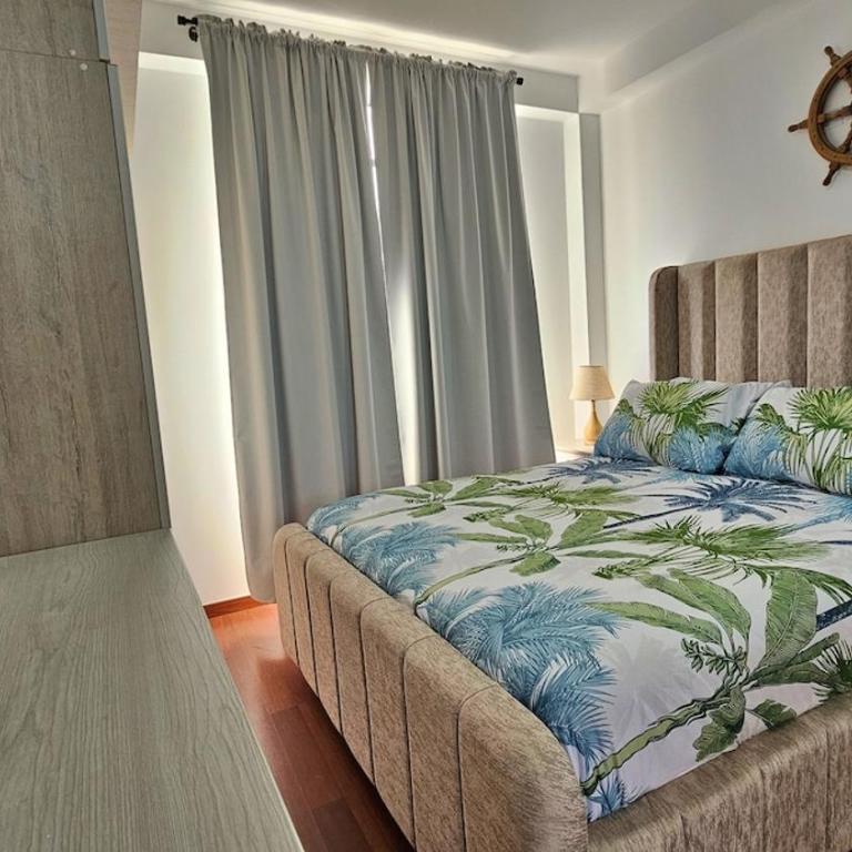 Penthouse Pacheco - 3BR, 5BA with Private Rooftop Terrace with Panoramic City Views - Apartment - 68