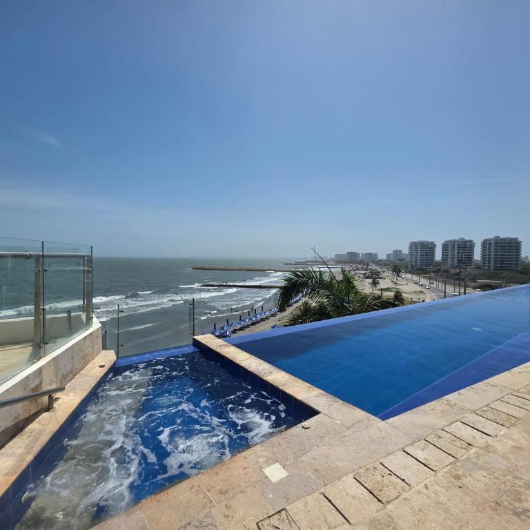 Oceanfront 2BR with Balcony near Walled City - Two-Bedroom Apartment - 16