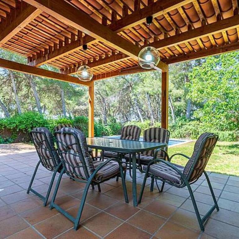 Ideal Alojamiento - Casa de 5 dormitorios - 1