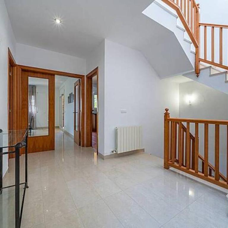 Ideal Alojamiento - Casa de 5 dormitorios - 4