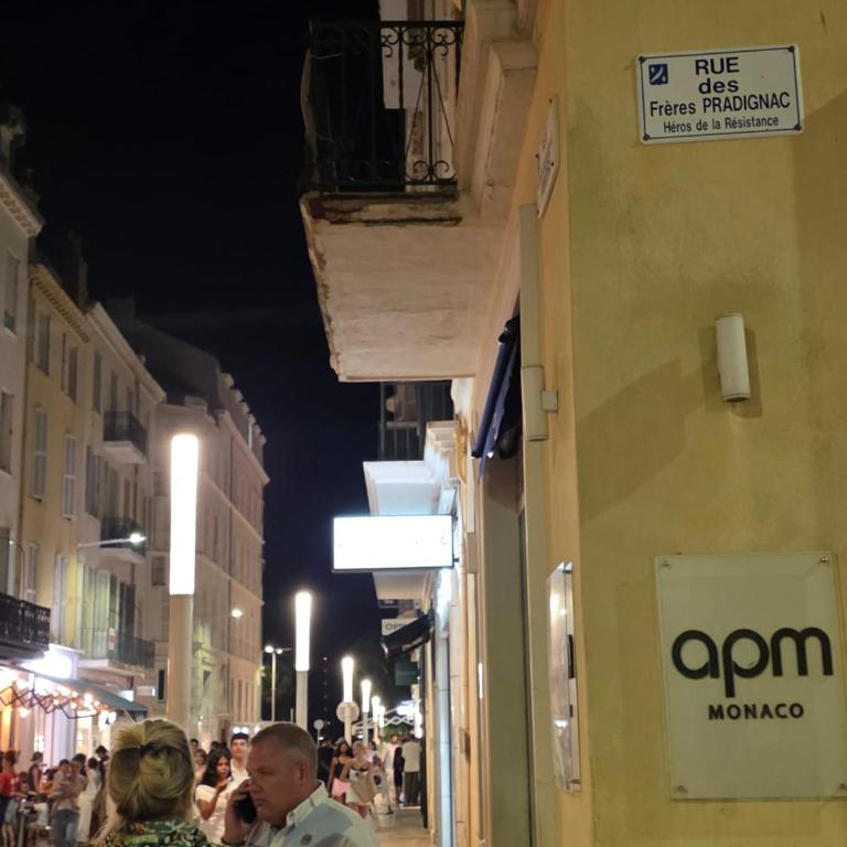 140m of palace of festival#Croisette#beach#city centre Cannes#Palace#aircondition#free WiFI#Private#elevator#terras - Appartement 1 Chambre - 42