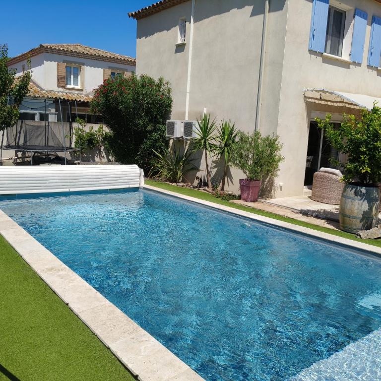 villa avec piscine petite camargue - Villa - 3