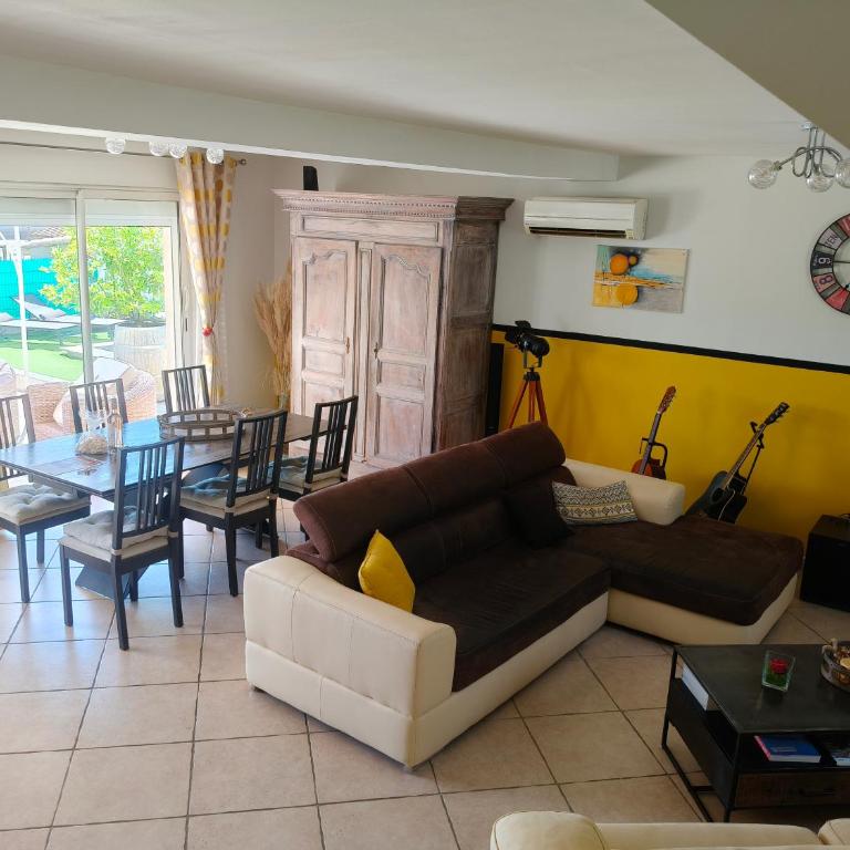 villa avec piscine petite camargue - Villa - 7