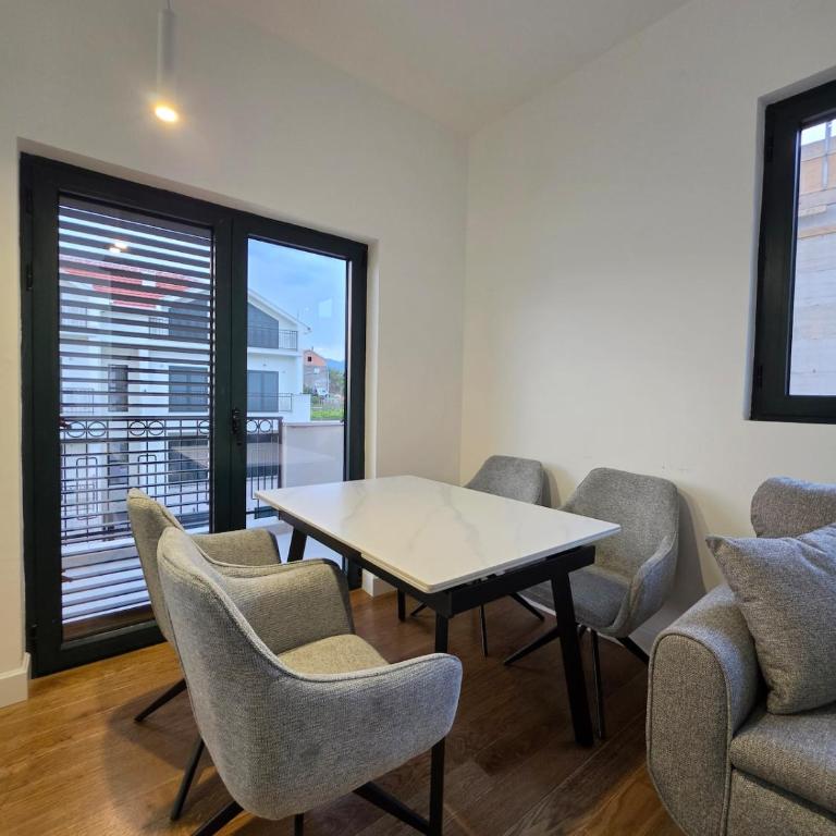 Apartman Lena - u blizini aerodroma - Apartman sa 1 Spavaćom Sobom - 3