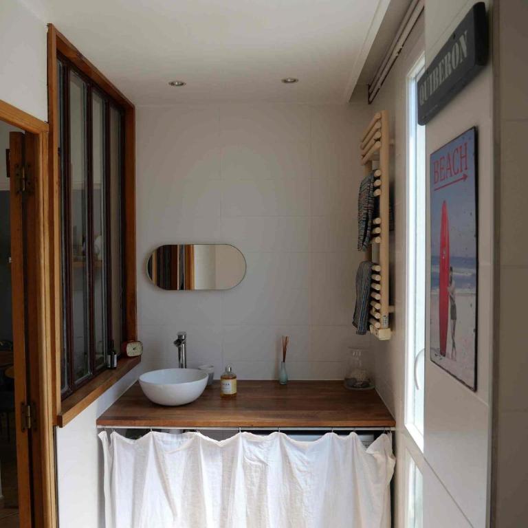 Amazing 1 Bedroom Apartment at Abbesses - Appartement 1 Chambre - 9