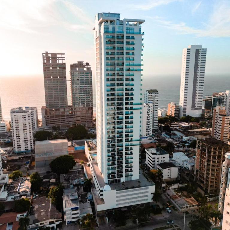 Increible Vista en Bocagrande - Apartamento - 76