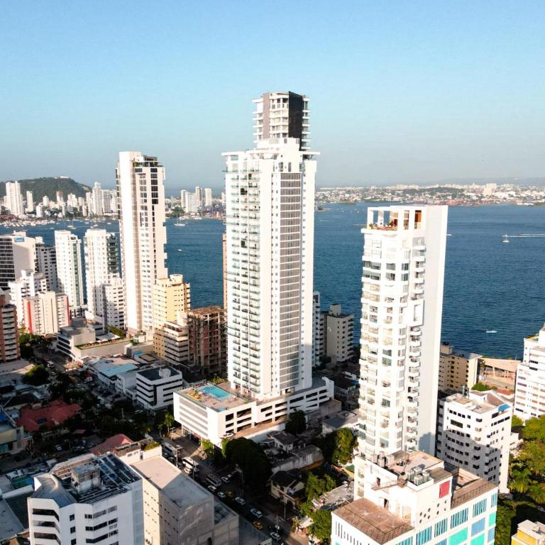 Increible Vista en Bocagrande - Apartamento - 78