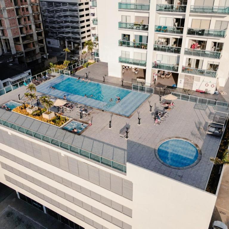 Increible Vista en Bocagrande - Apartamento - 80