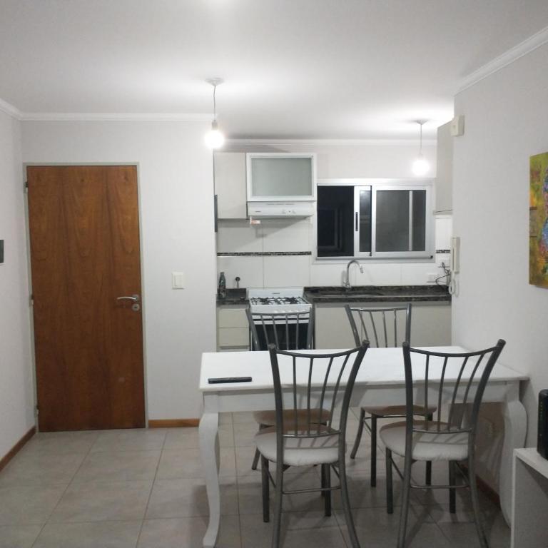 Holder 2-General Paz - One-Bedroom Apartment - 2