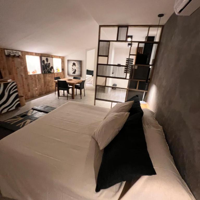 Apart Orfeo - Zona Norte - Two-Bedroom Apartment - 10