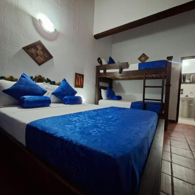 Hotel Cristo Rey Campestre - Habitación Cuádruple - vistas al jardín - 3