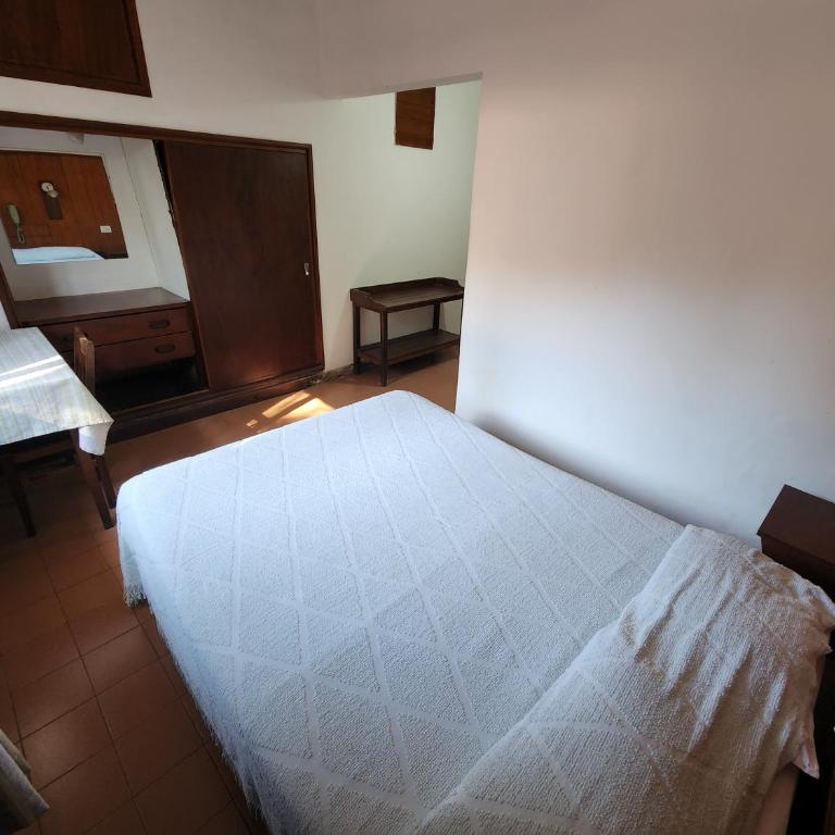 Hosteria La Cabaña - Habitación Doble con baño privado - 4