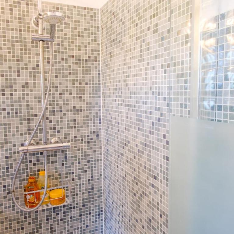 Villa in Les Issambres with swimming pool sleeps 10 - Maison de Vacances - 24