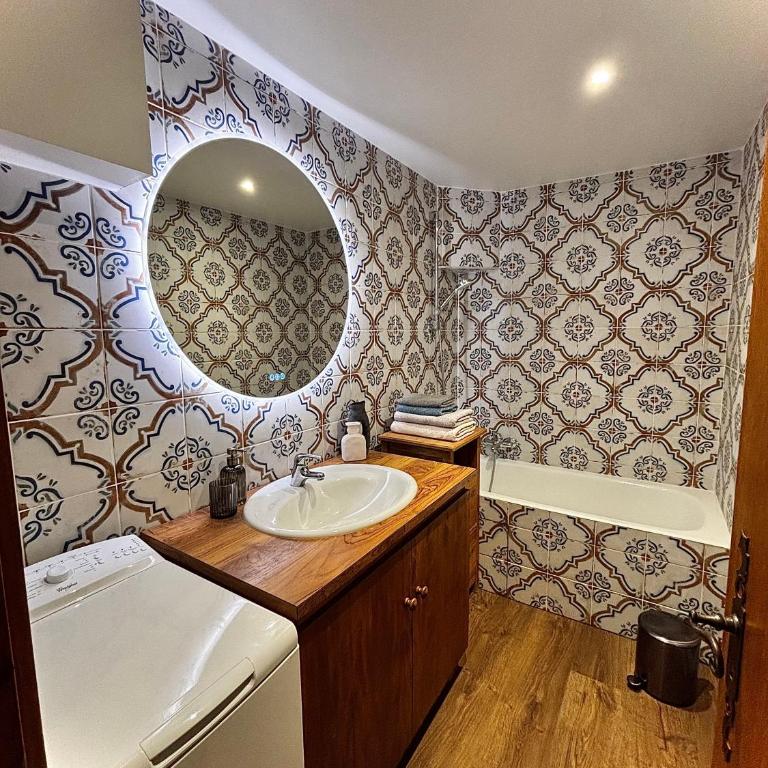 Pieds des pistes & jardin avec vue MontBlanc - terrasse rez de jardin, wifi, parking privé, linge de lit, cuisine équipée - 1 à 4 pers - Appartement 1 Chambre - 7