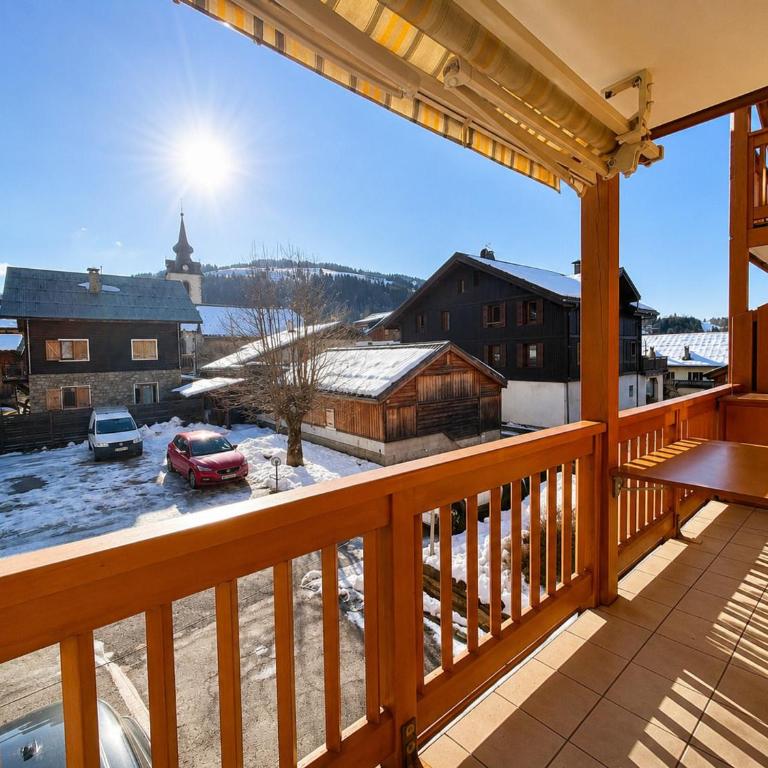 Appartement spacieux 4 chambres au cœur du village avec WiFi et parking - FR-1-505-183 - Apartamento - 8