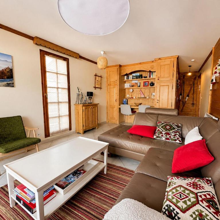 Appartement spacieux 4 chambres au cœur du village avec WiFi et parking - FR-1-505-183 - Apartamento - 18